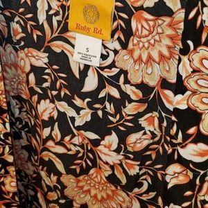 BNWOT RUBY RD KIMONO SZ SM-XL!!